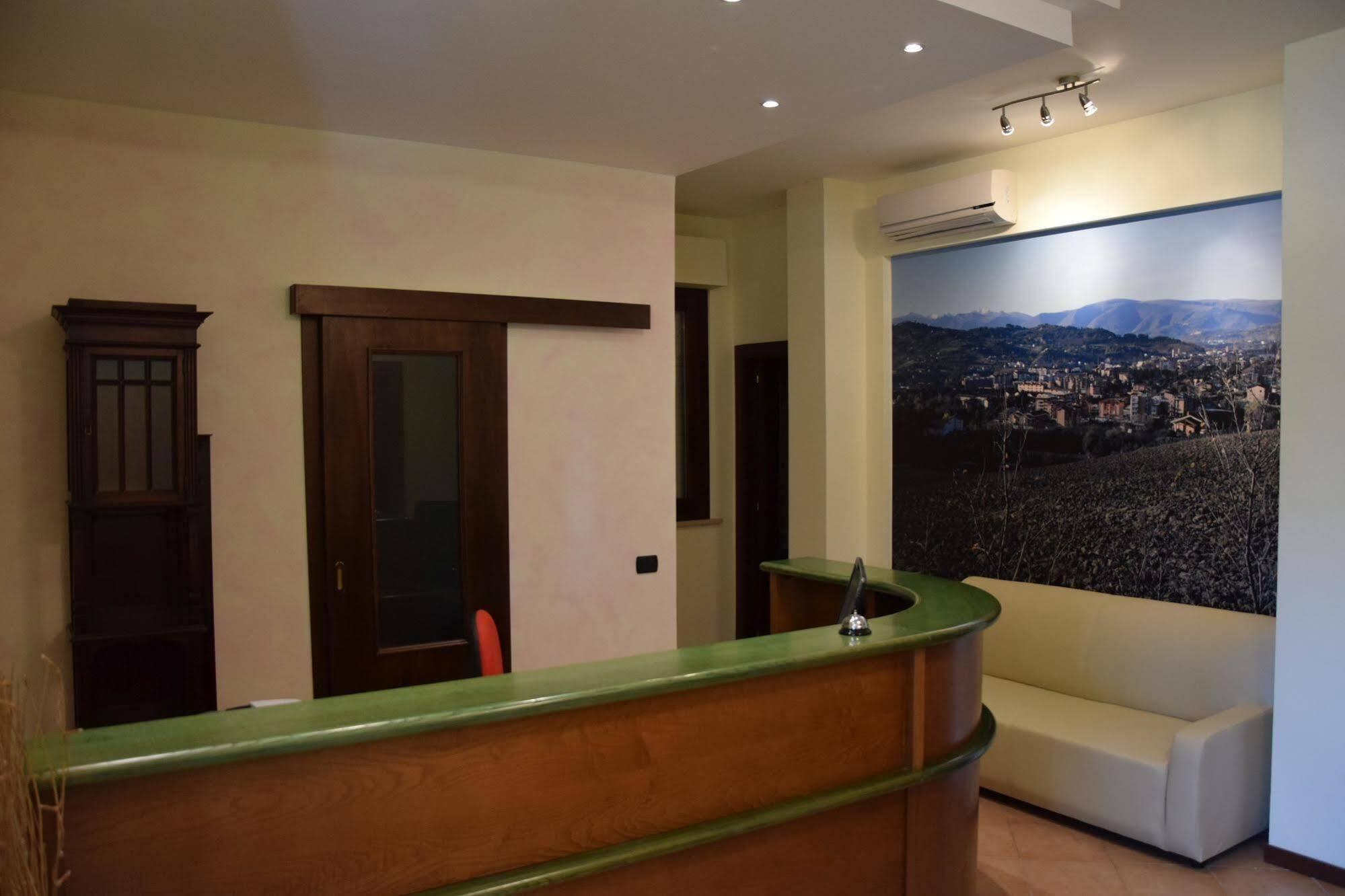 Hotel Il Boschetto Tolentino Exterior photo